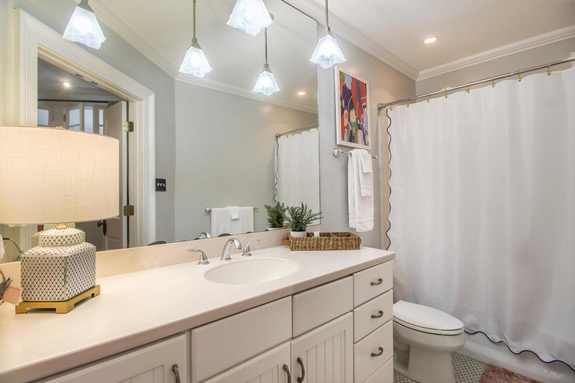 Walk To It All In Downtown, Double King Beds Savannah Exteriör bild