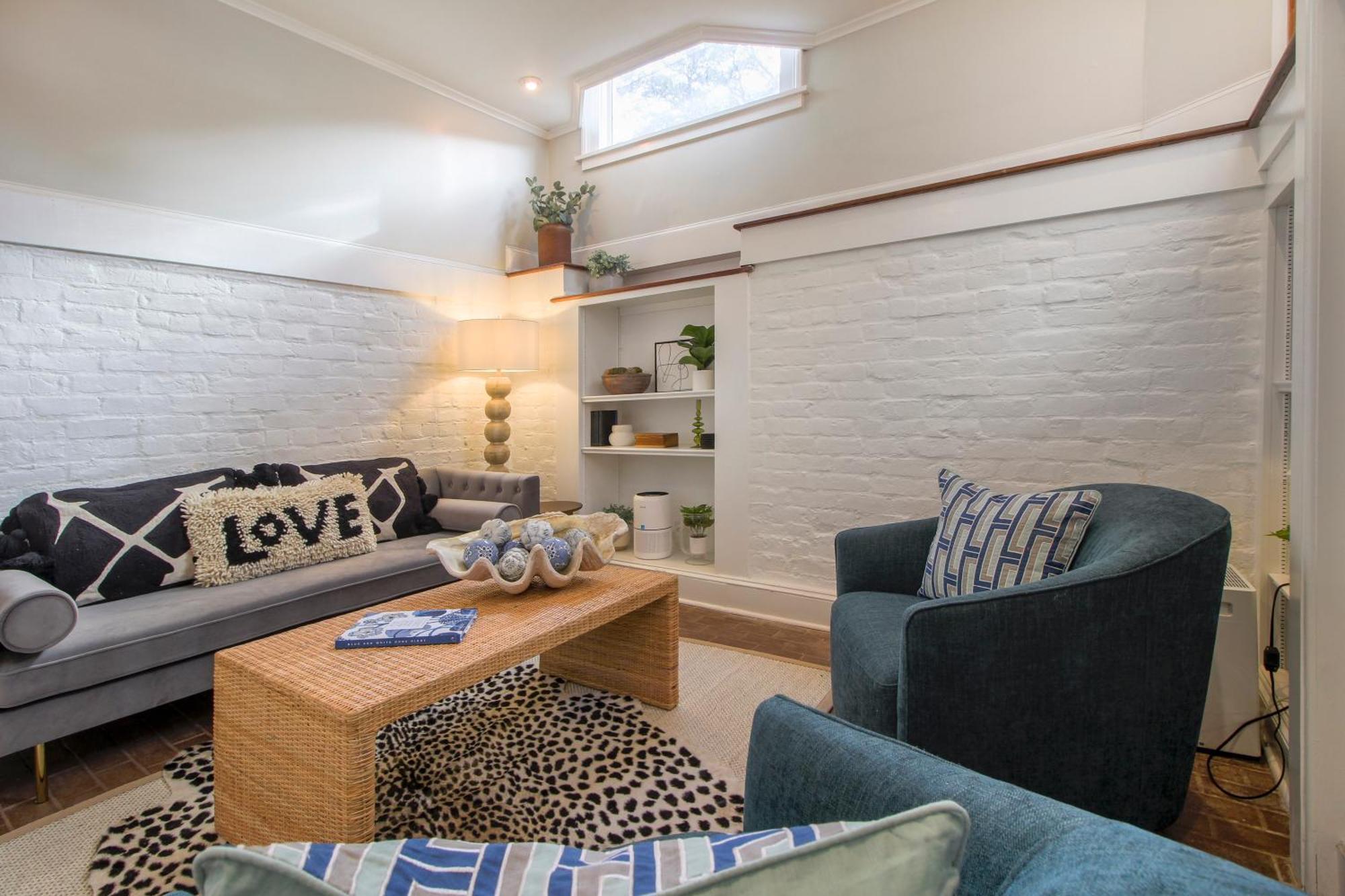 Walk To It All In Downtown, Double King Beds Savannah Exteriör bild